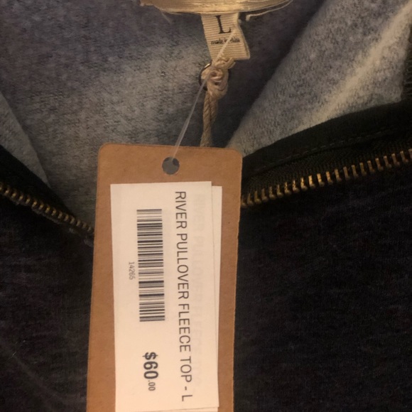 Over shoulder sweatshirt - Picture 5 of 5